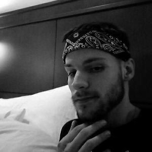 Meet your Posher, Kloudy